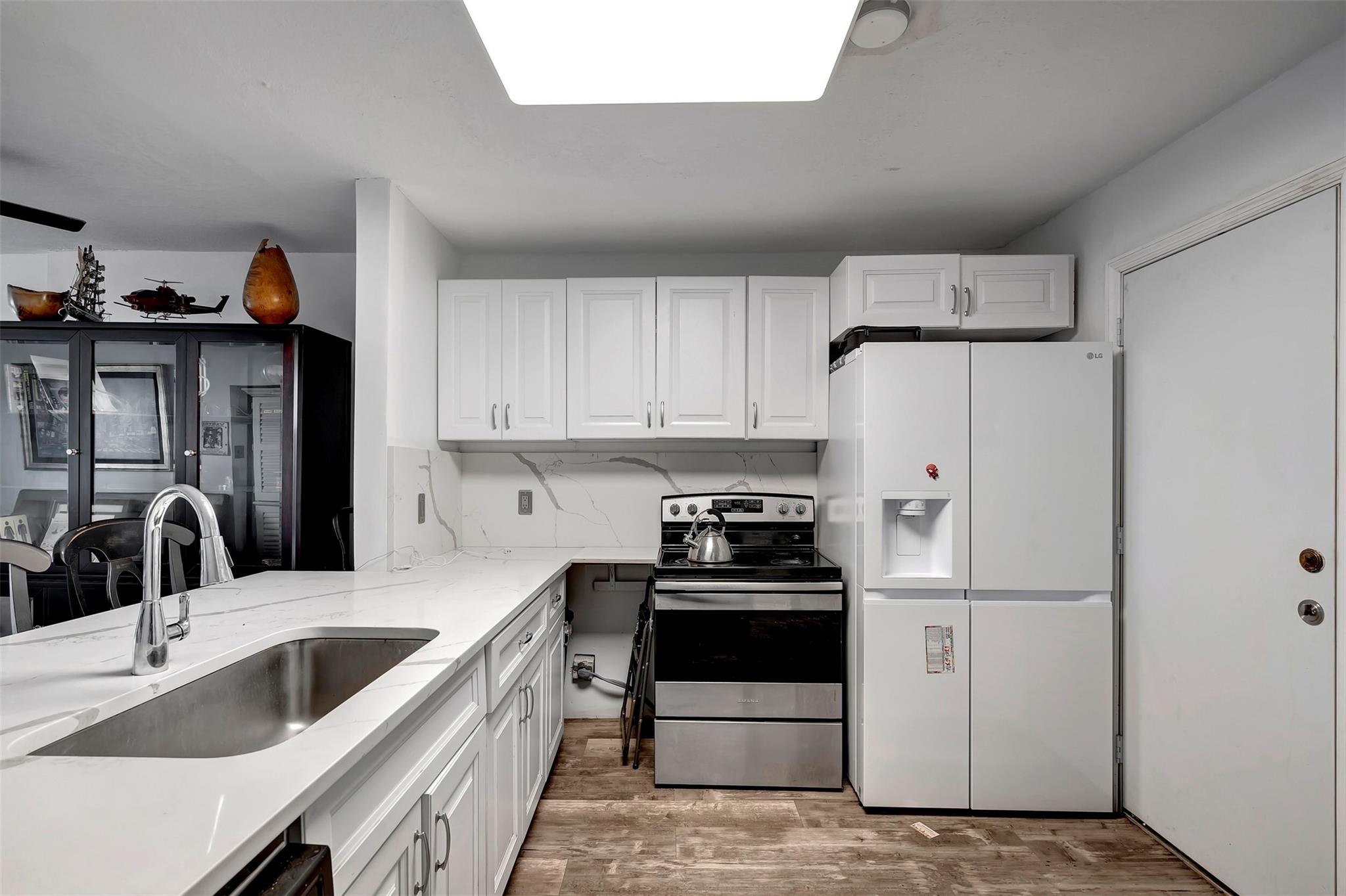 404 NW 68th Ave Unit: 515