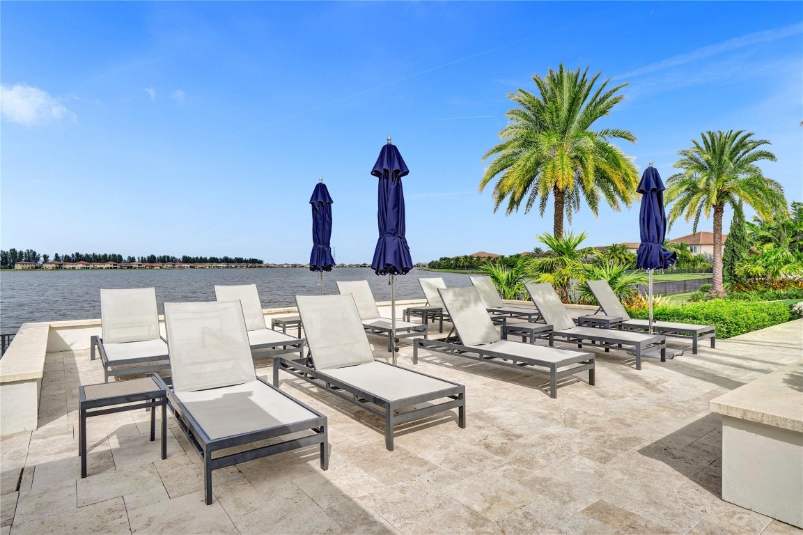 12060 Watermark Way, Parkland