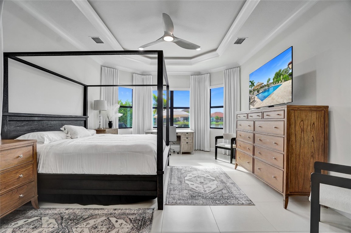 12060 Watermark Way, Parkland