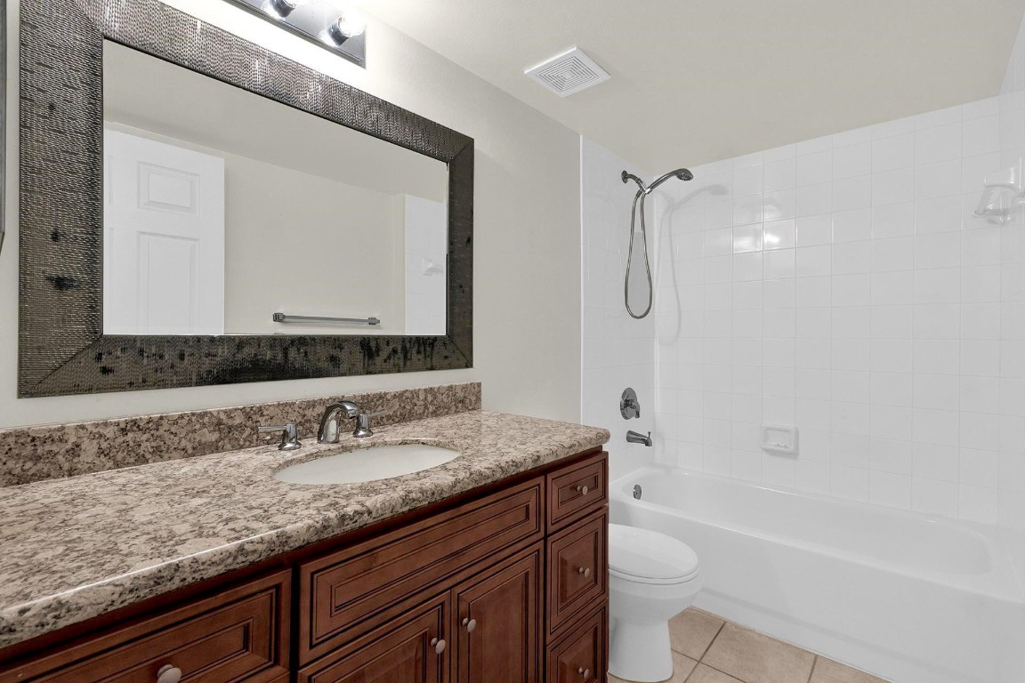 5031 Wiles Road 306, Coconut Creek Unit: 306