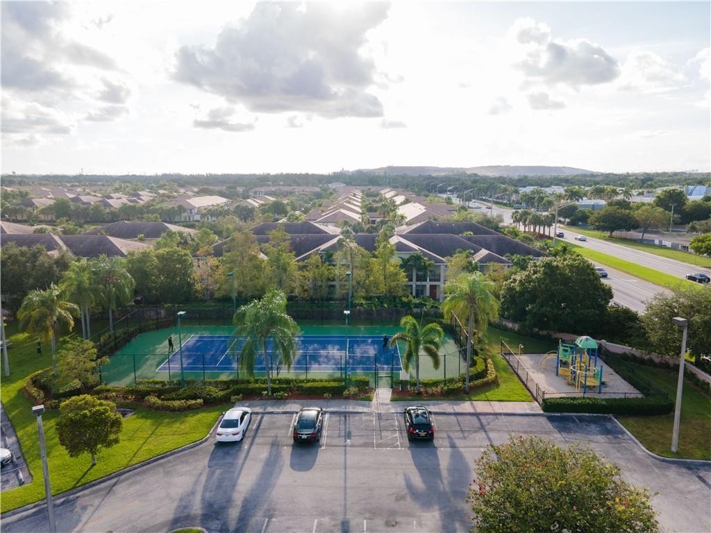 5031 Wiles Road 306, Coconut Creek Unit: 306