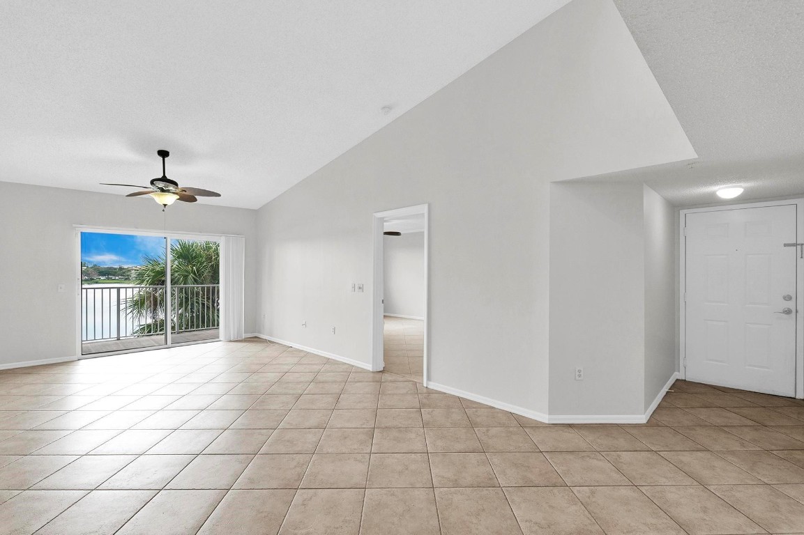 5031 Wiles Road 306, Coconut Creek Unit: 306
