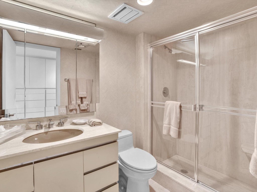 901 E Camino Real Ph-2B, Boca Raton Unit: Ph-2B