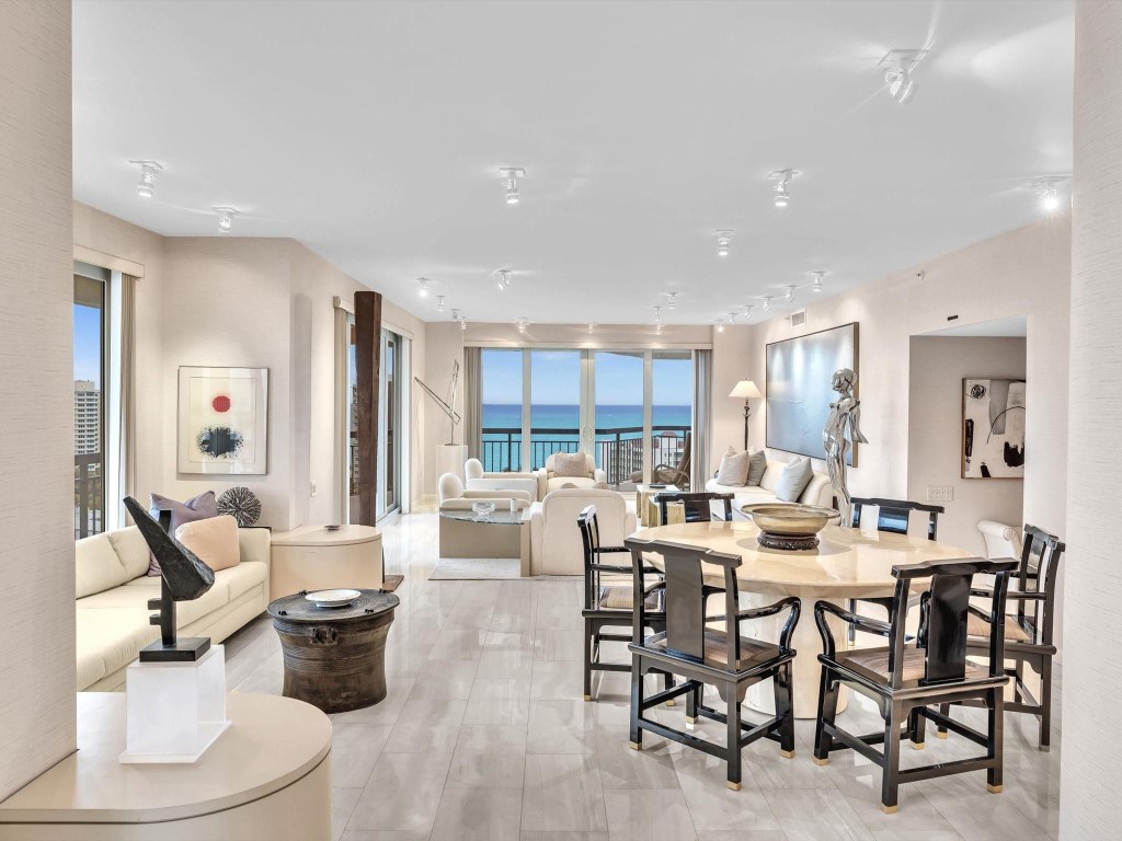 901 E Camino Real Ph-2B, Boca Raton Unit: Ph-2B