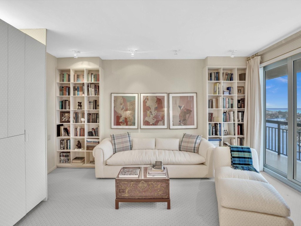 901 E Camino Real Ph-2B, Boca Raton Unit: Ph-2B