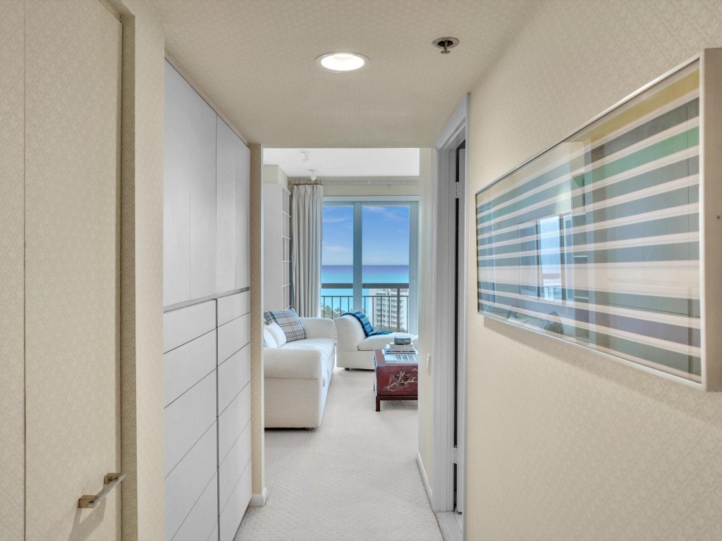 901 E Camino Real Ph-2B, Boca Raton Unit: Ph-2B