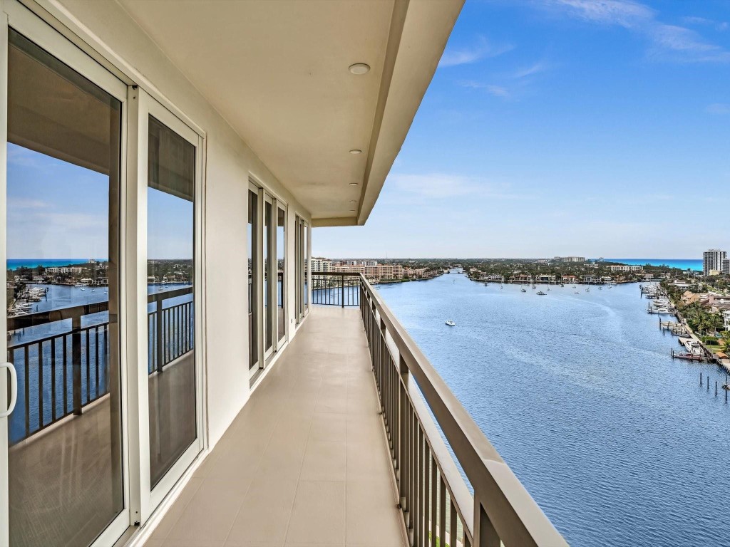 901 E Camino Real Ph-2B, Boca Raton Unit: Ph-2B