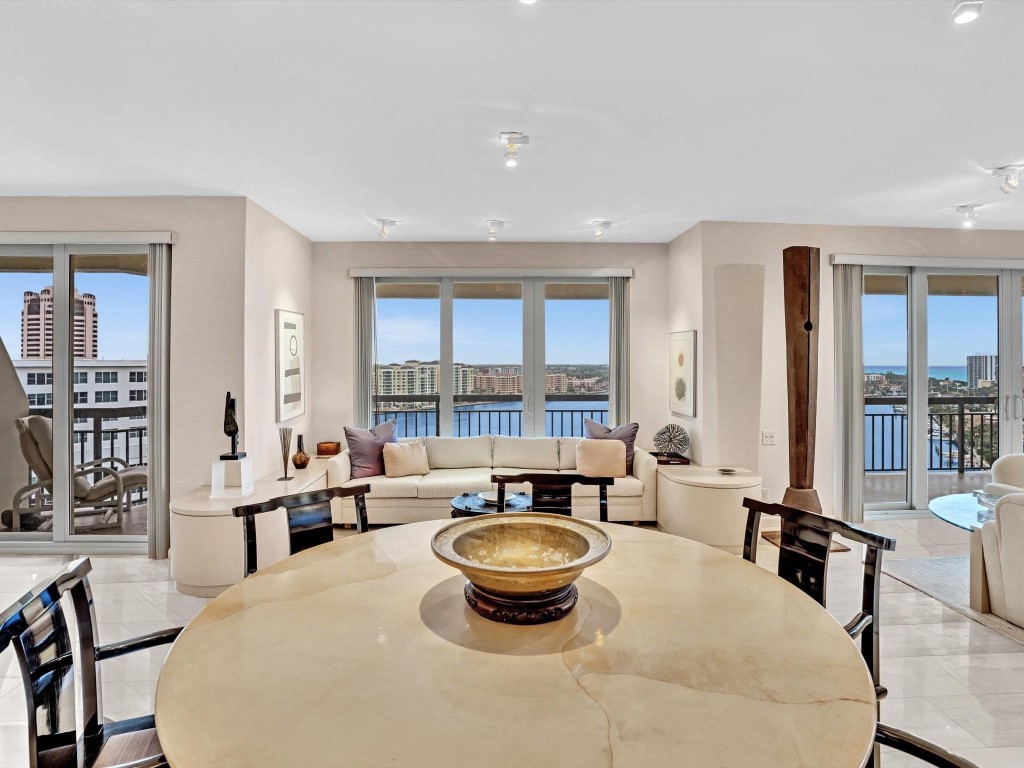 901 E Camino Real Ph-2B, Boca Raton Unit: Ph-2B