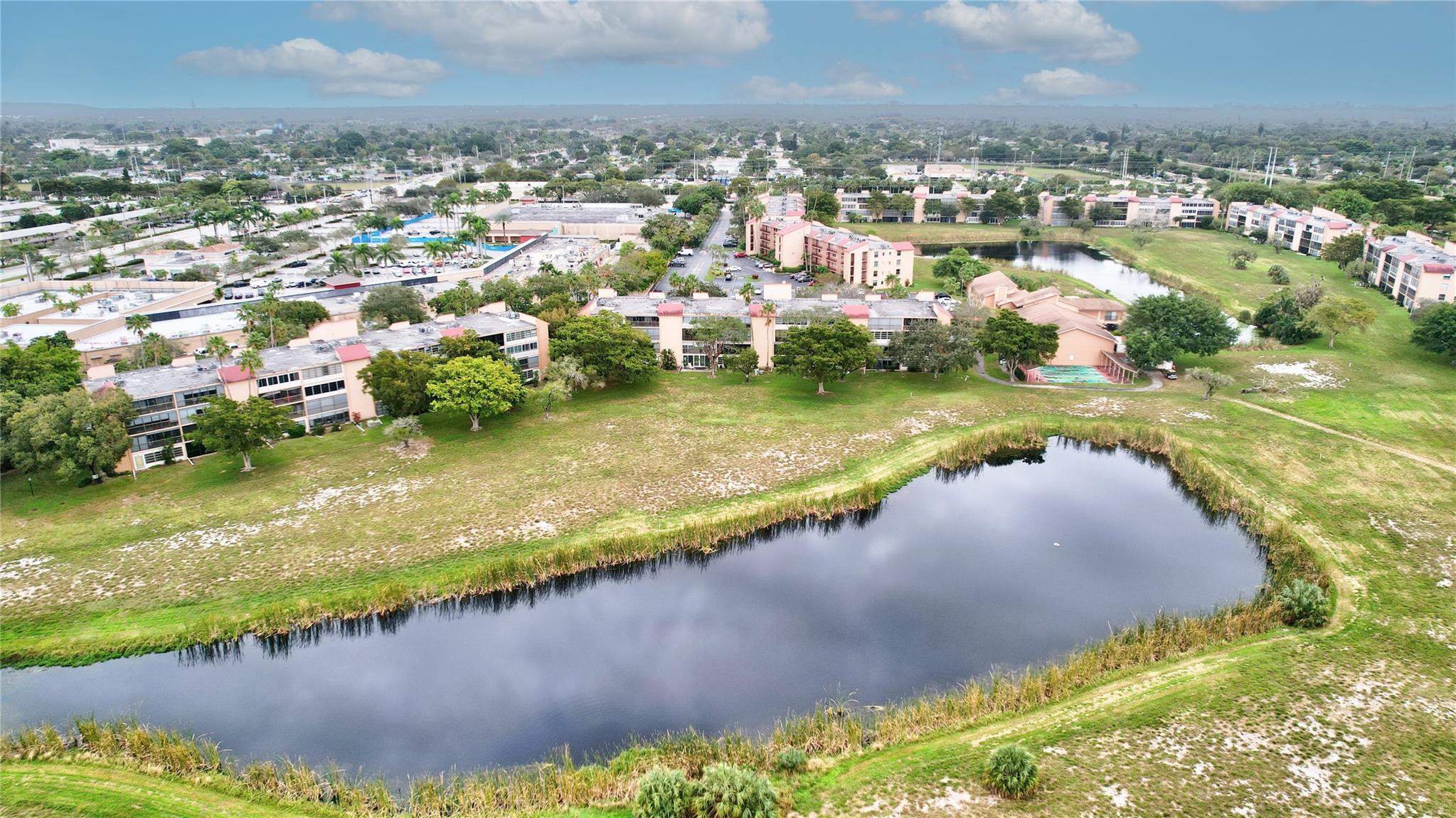 7300 Lake Circle Drive 306