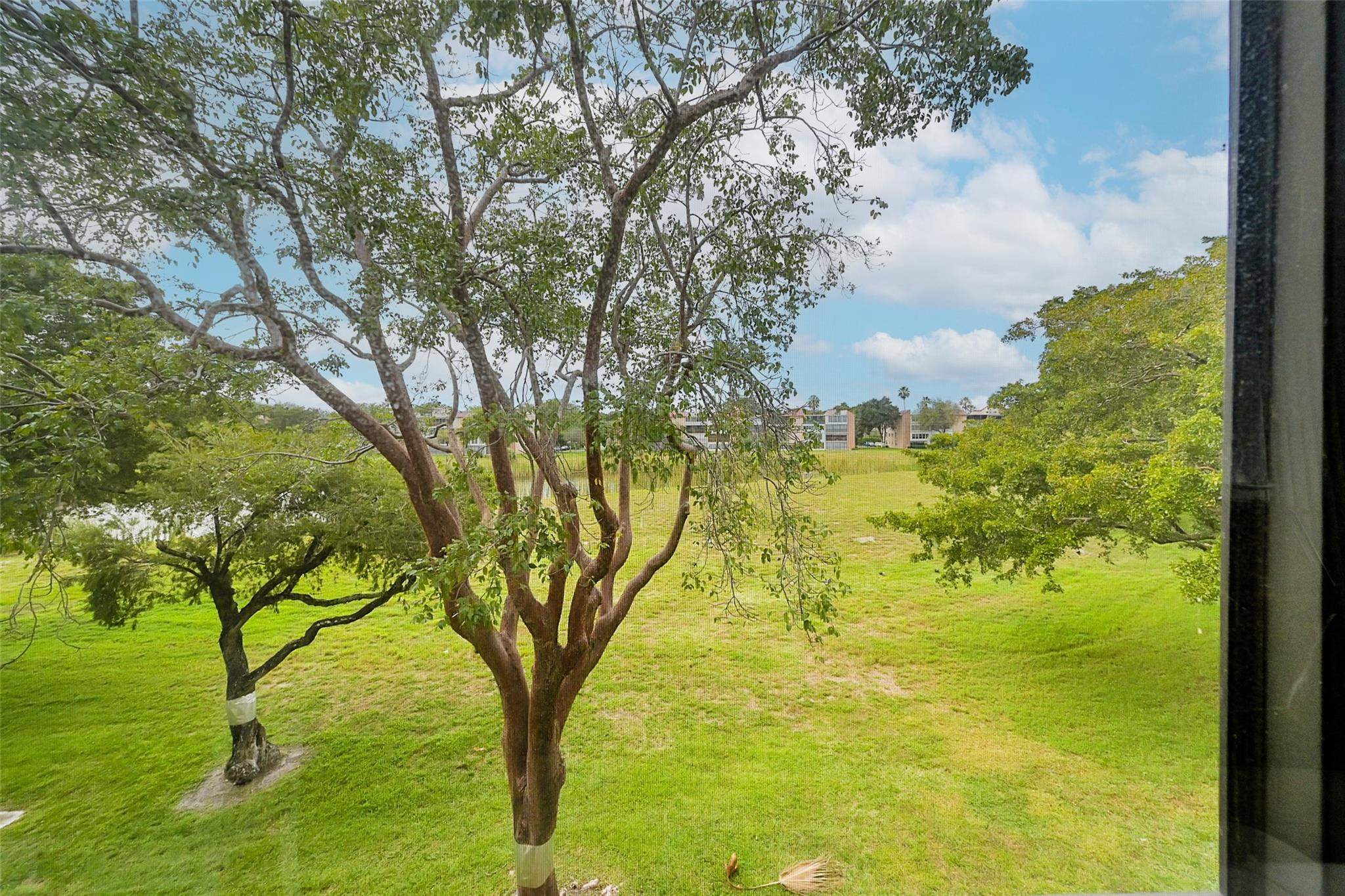 7300 Lake Circle Drive 306