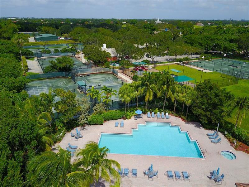 716 NW 126th Avenue, Coral Springs