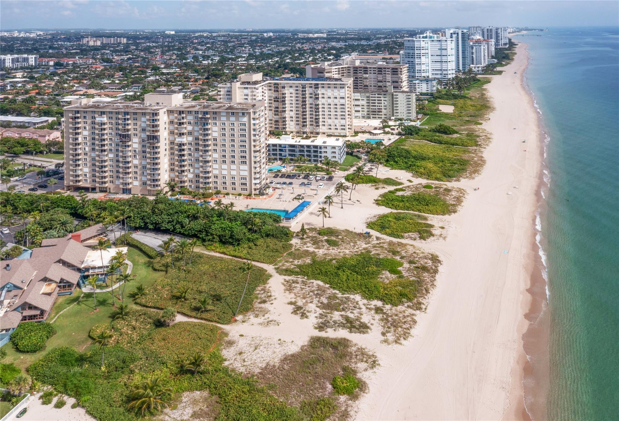 2000 S Ocean Boulevard 2P, Lauderdale-By-The-Sea Unit: 2P