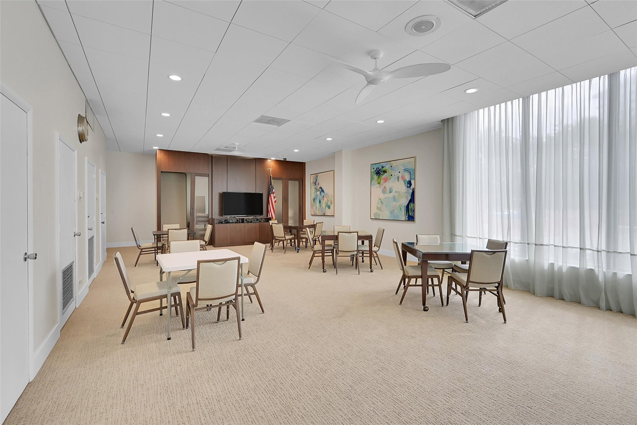 2000 S Ocean Boulevard 2P, Lauderdale-By-The-Sea Unit: 2P