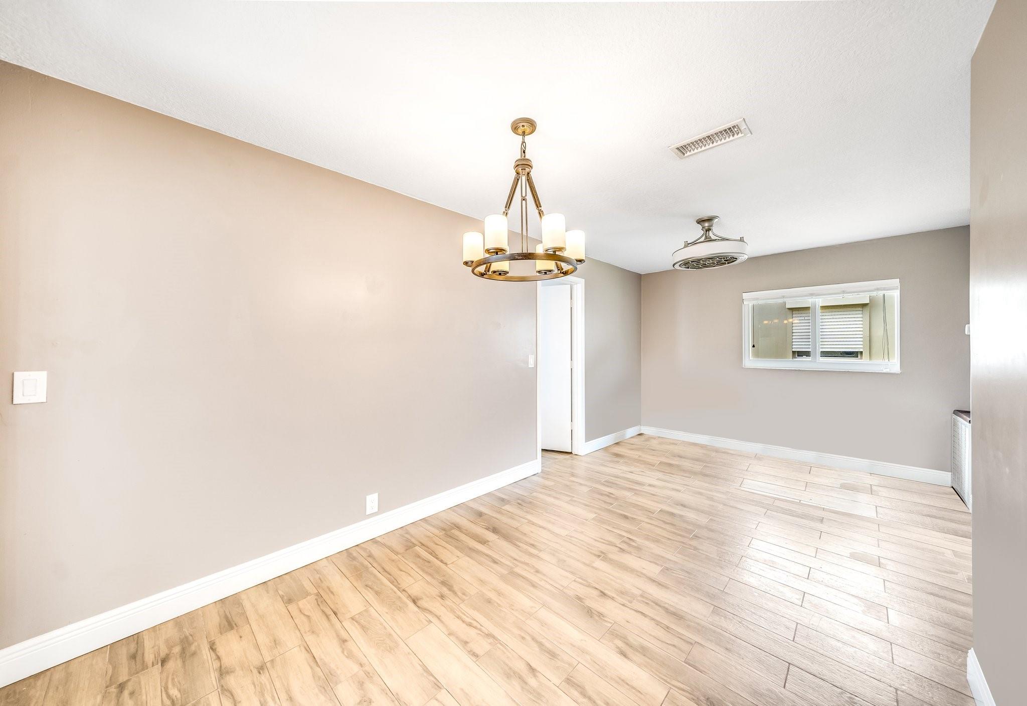 1260 NW 49th Ct