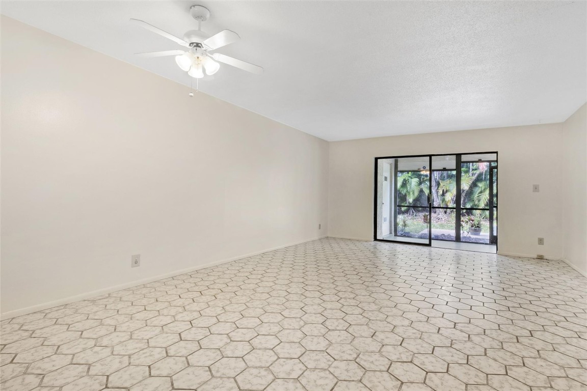 136 Cypress Road 313, Pompano Beach Unit: 313