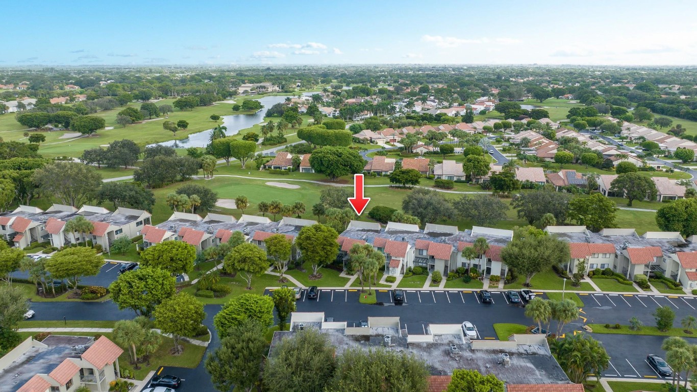 5687 Fairway Park Drive 101, Boynton Beach Unit: 101