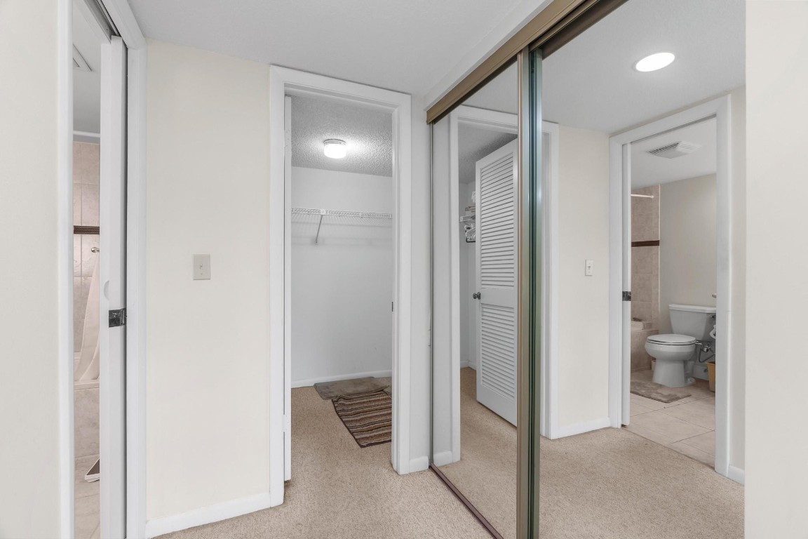 5687 Fairway Park Drive 101, Boynton Beach Unit: 101