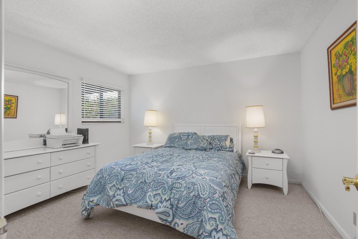 5687 Fairway Park Drive 101, Boynton Beach Unit: 101