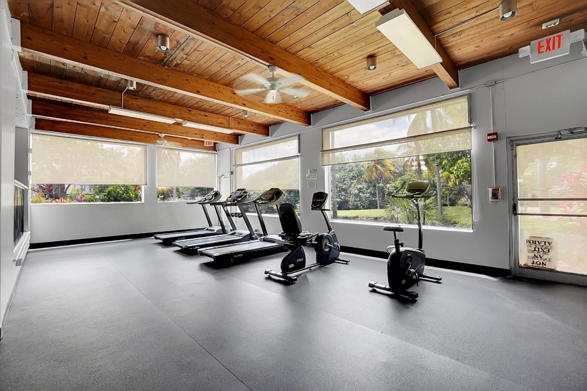 1681 NW 70th Avenue 310, Plantation Unit: 310