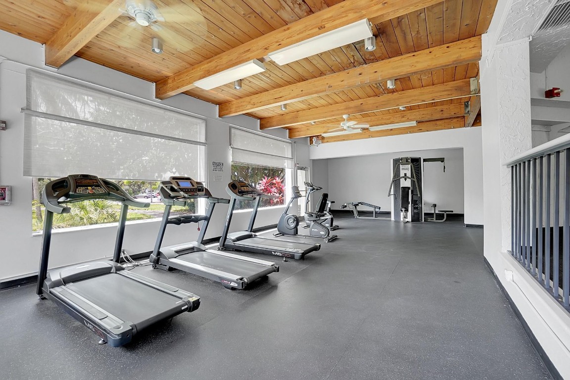 1681 NW 70th Avenue 310, Plantation Unit: 310