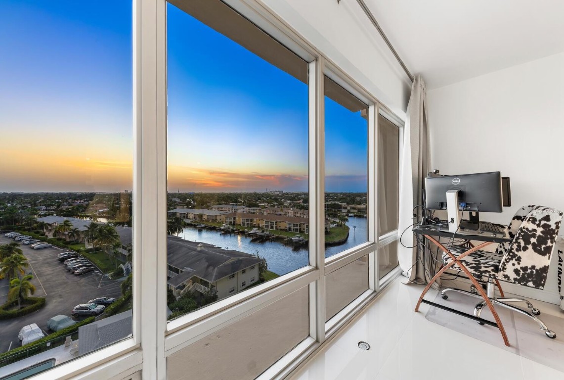 801 S Federal Hwy 906