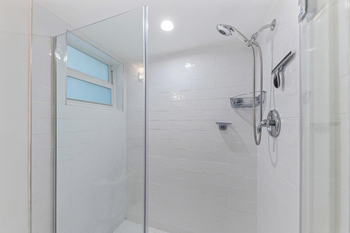 801 S Federal Hwy 906