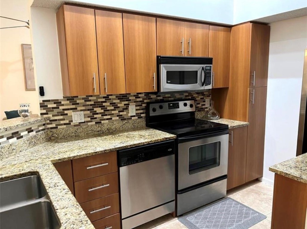 1125 Crystal Way F, Delray Beach Unit: F