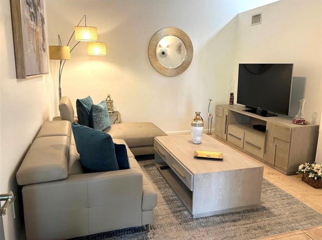 1125 Crystal Way F, Delray Beach Unit: F