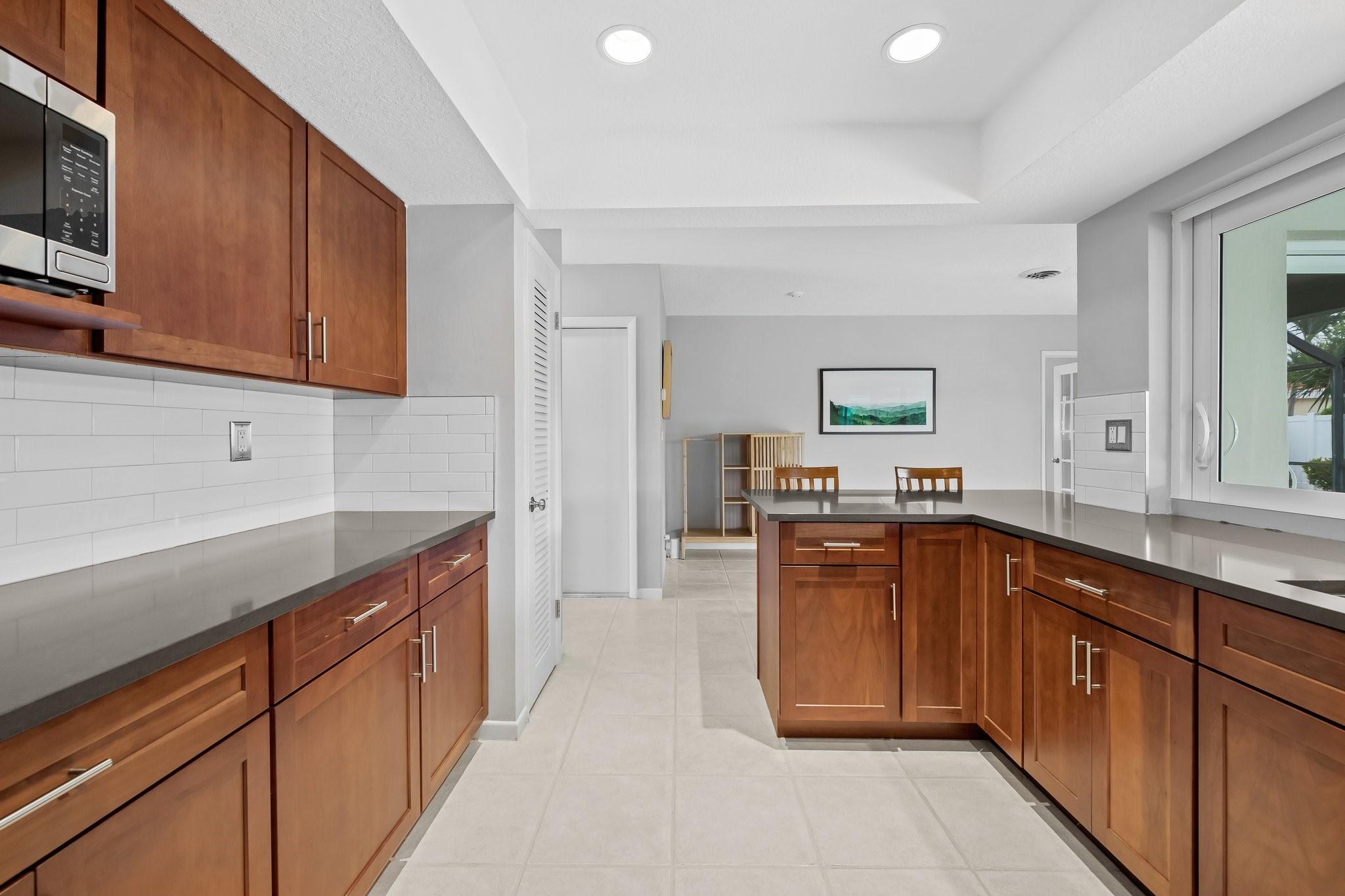 4420 NE 30th Ave