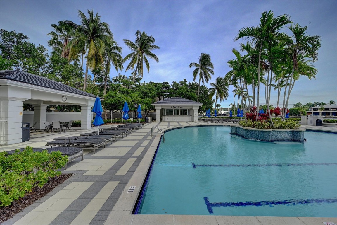 21205 Yacht Club Drive 505, Aventura Unit: 505