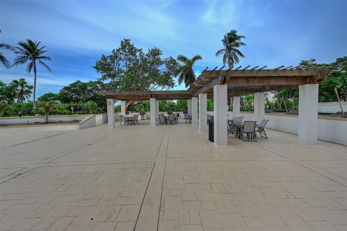 21205 Yacht Club Drive 505, Aventura Unit: 505