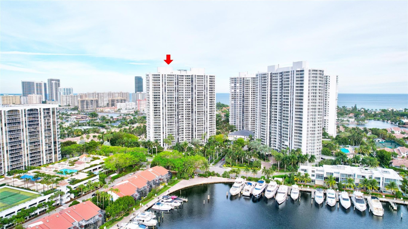 21205 Yacht Club Drive 505, Aventura Unit: 505