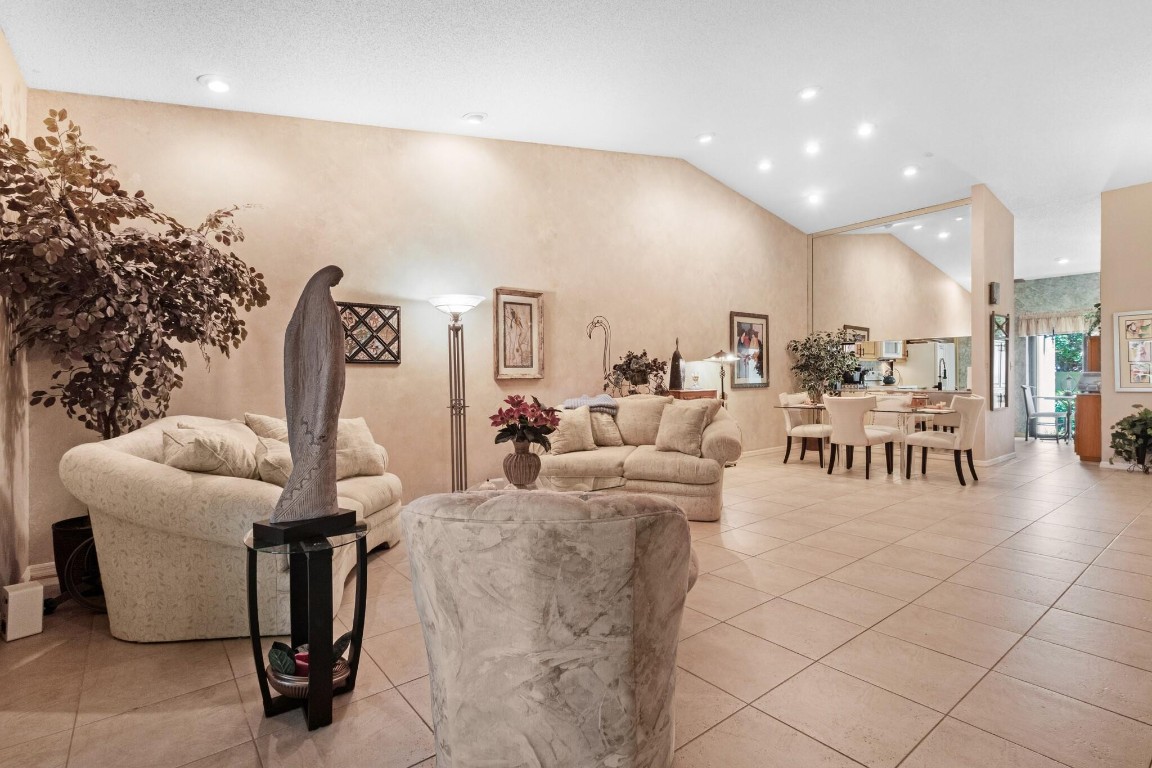 2616 Deer Creek Emerald Way 2616, Deerfield Beach Unit: 2616