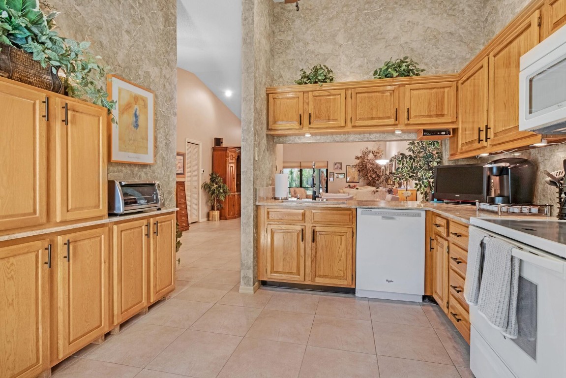 2616 Deer Creek Emerald Way 2616, Deerfield Beach Unit: 2616