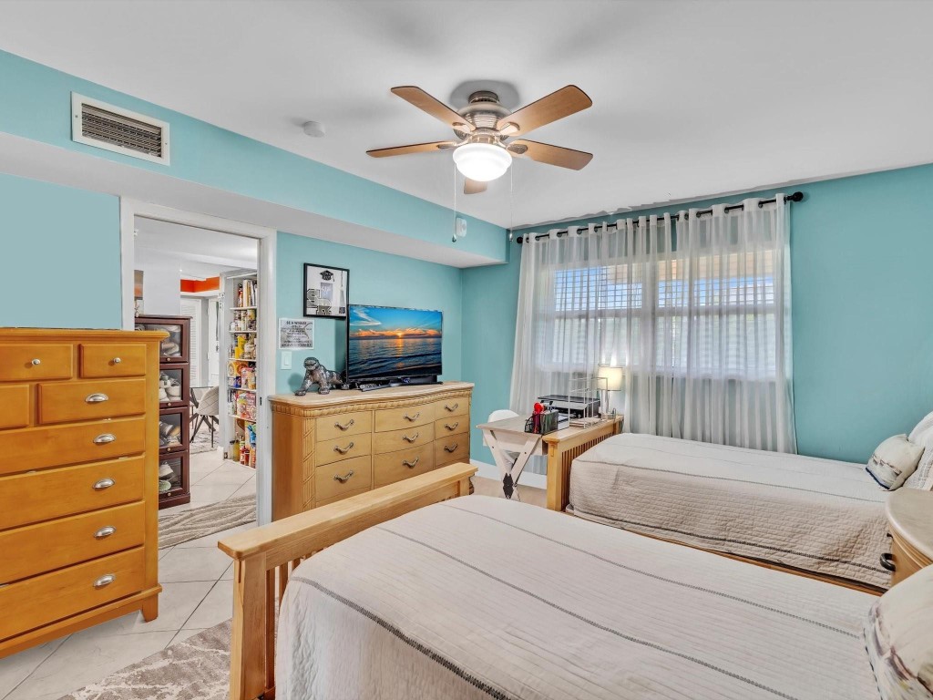 6100 NW 2nd Avenue 324, Boca Raton Unit: 324