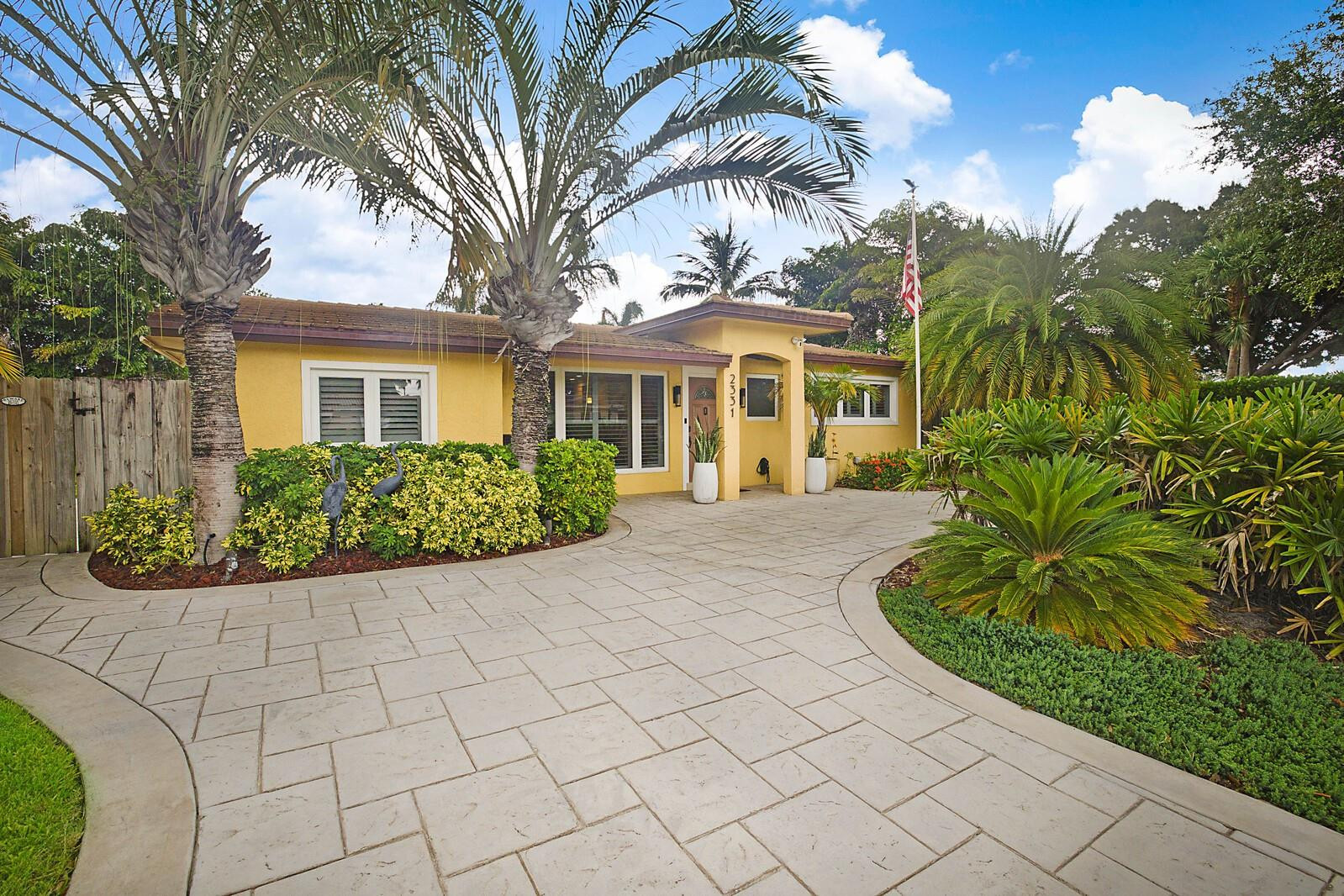 2331 NE 50th Ct