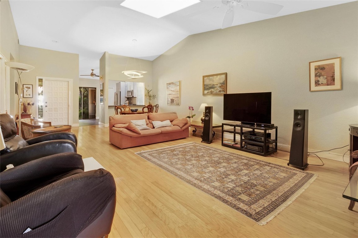 549 Deer Creek Emerald Way 547, Deerfield Beach Unit: 547