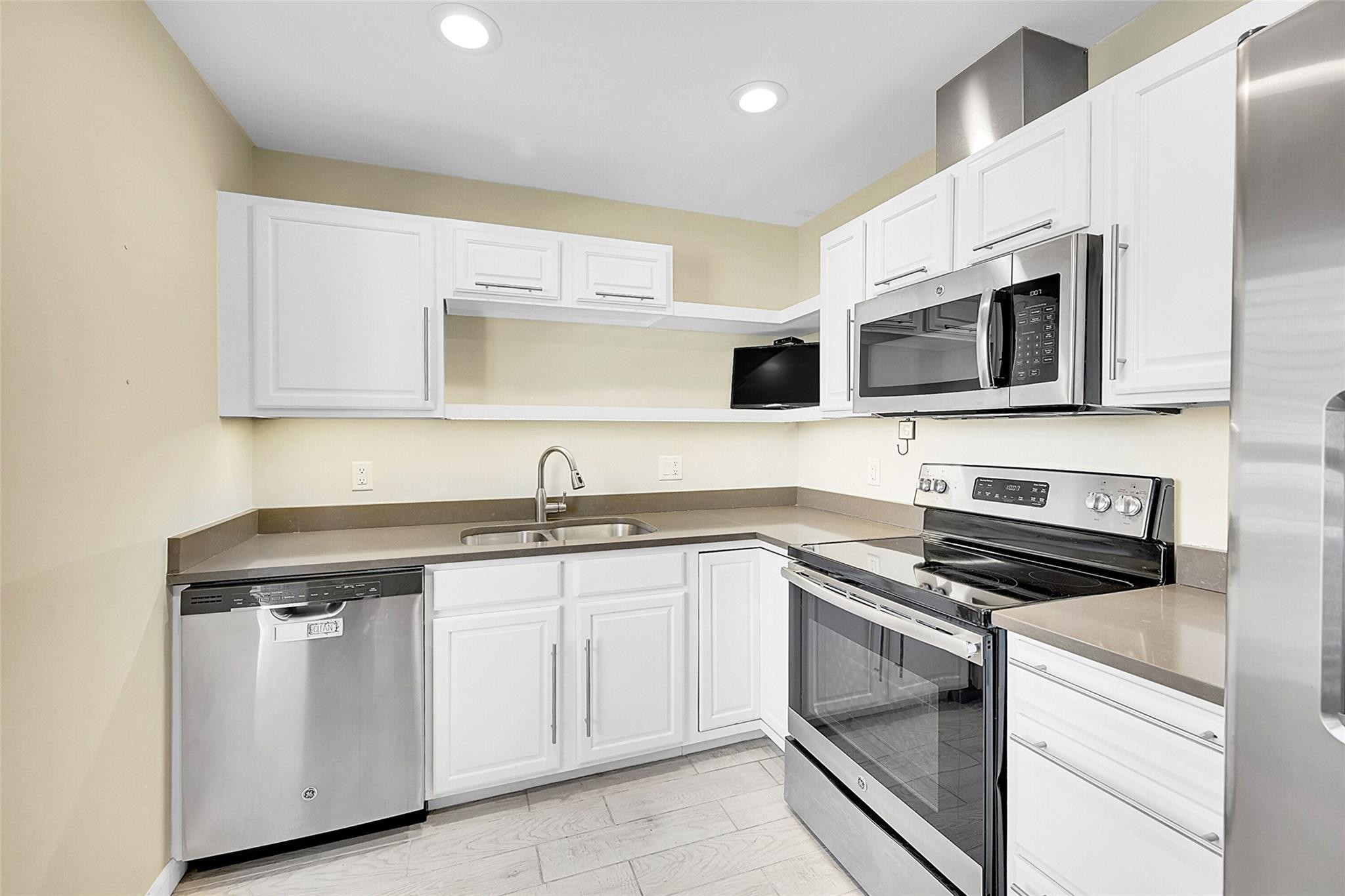 679 Marlboro Oval 679, Lake Worth Unit: 679