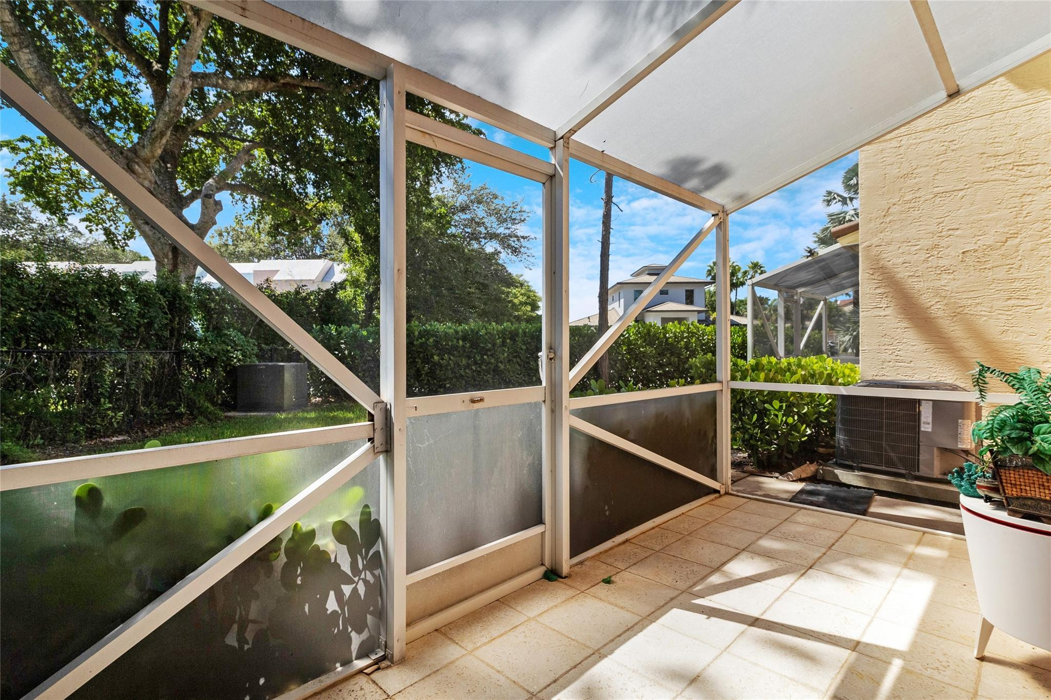 2930 Deer Creek Country Club Boulevard 2930, Deerfield Beach Unit: 2930