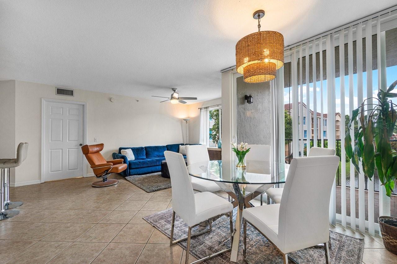 316 Villa Cir 316