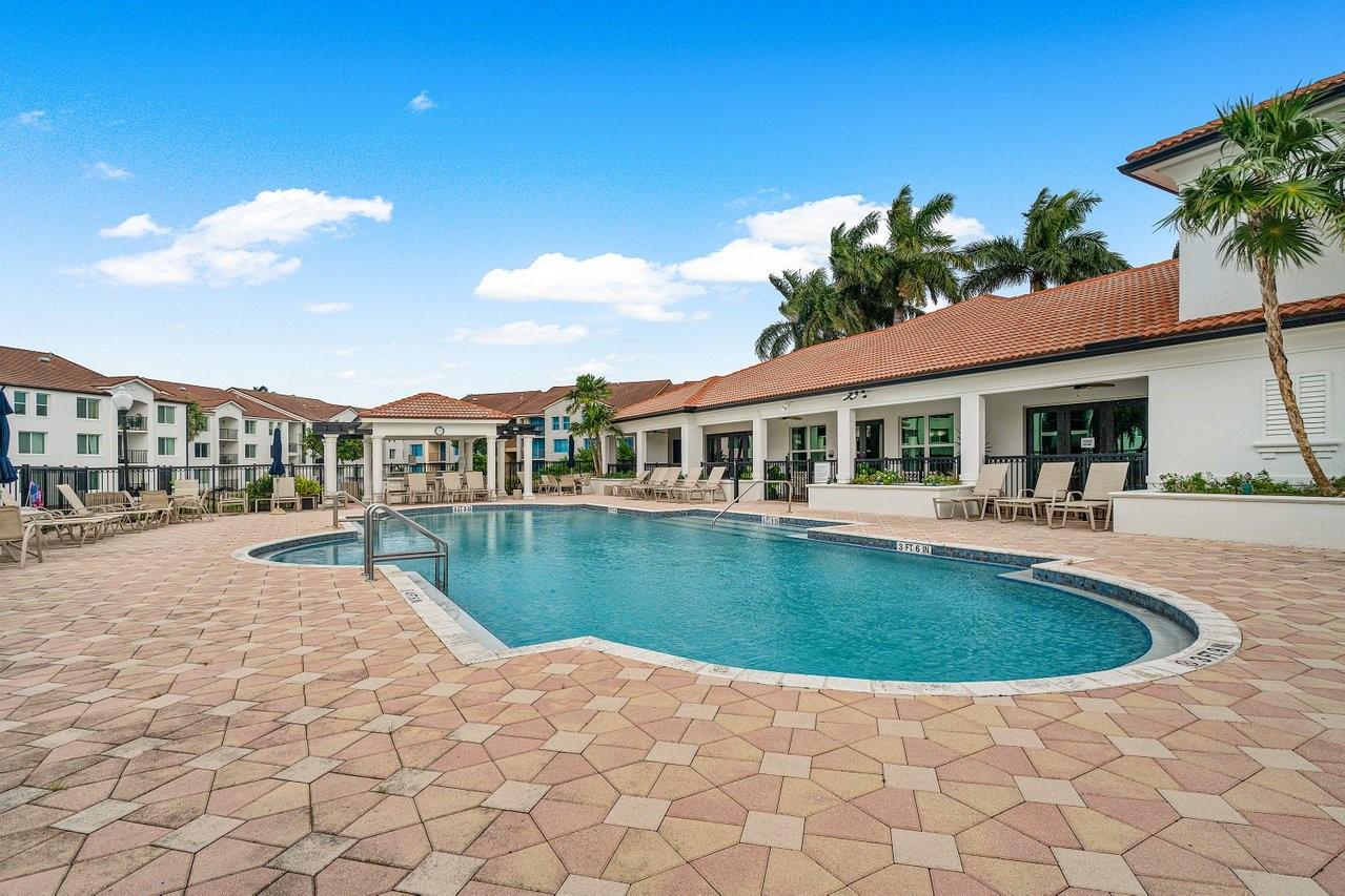 316 Villa Cir 316