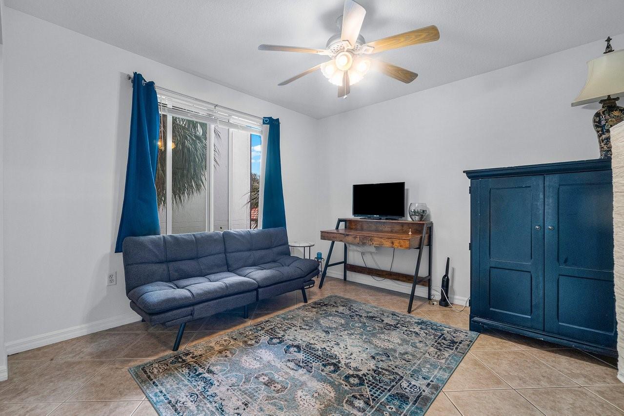 316 Villa Cir 316
