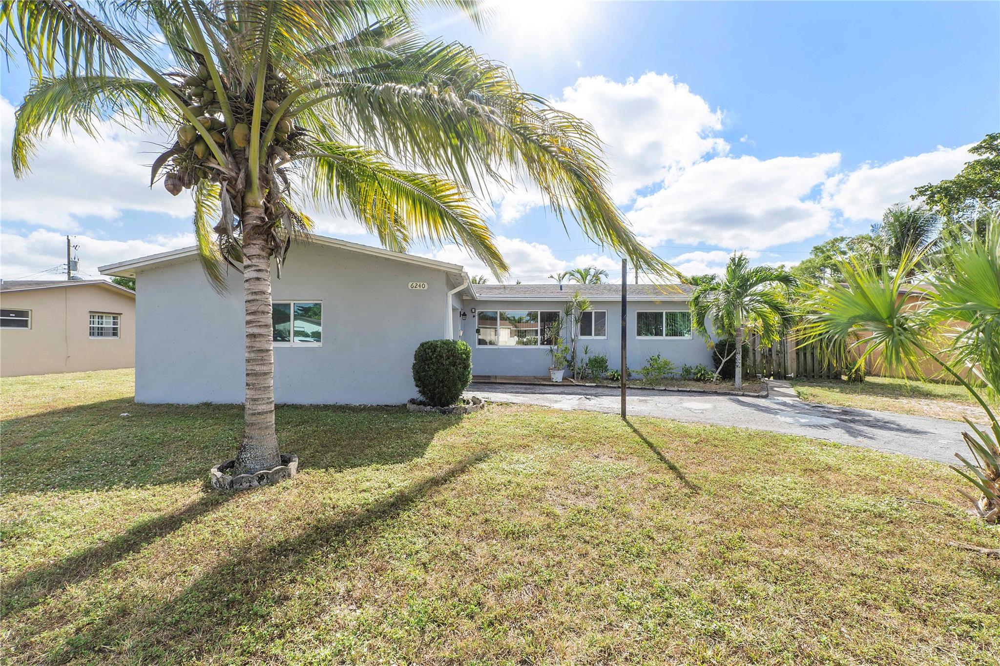 6240 NW 19th St