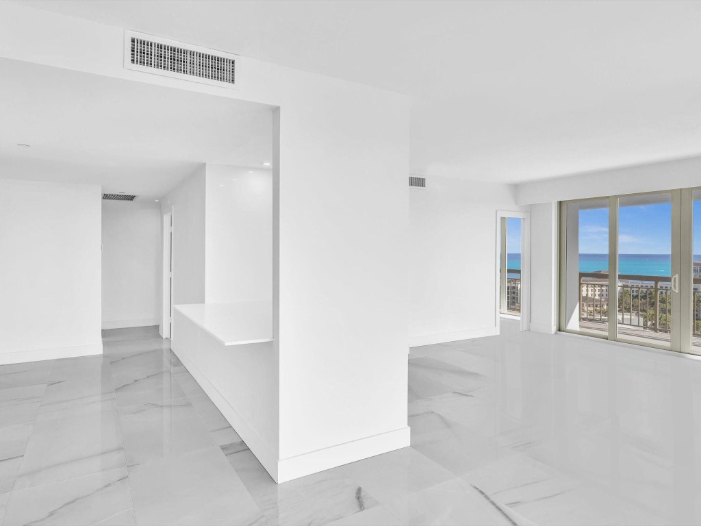 901 E Camino Real PH-1D, Boca Raton Unit: PH-1D