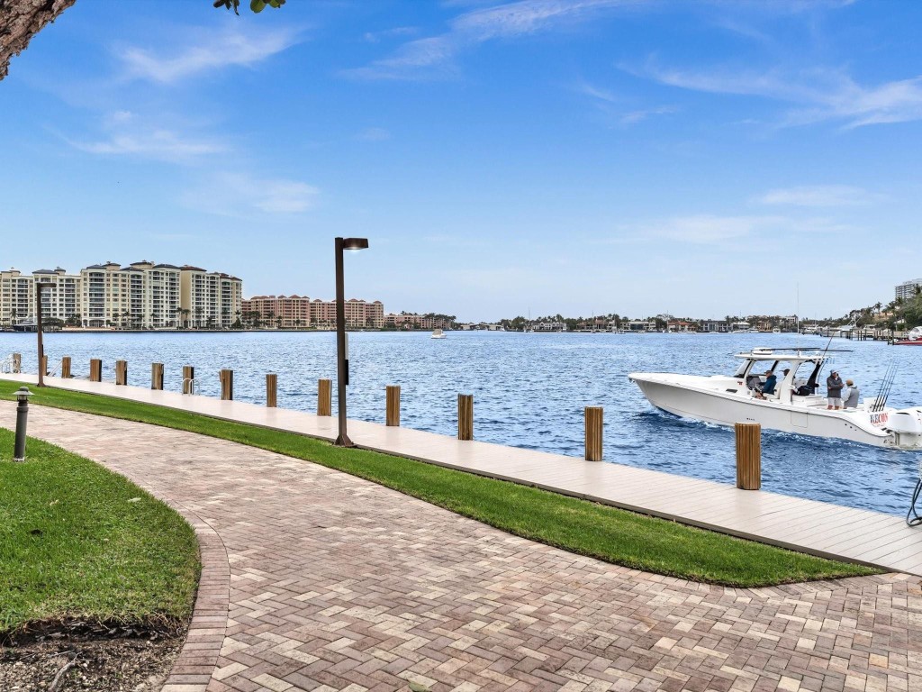 901 E Camino Real PH-1D, Boca Raton Unit: PH-1D