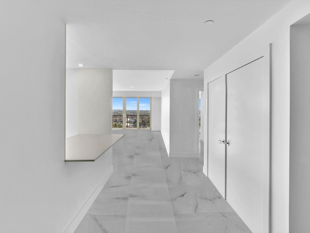 901 E Camino Real PH-1D, Boca Raton Unit: PH-1D