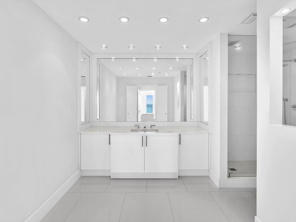 901 E Camino Real PH-1D, Boca Raton Unit: PH-1D