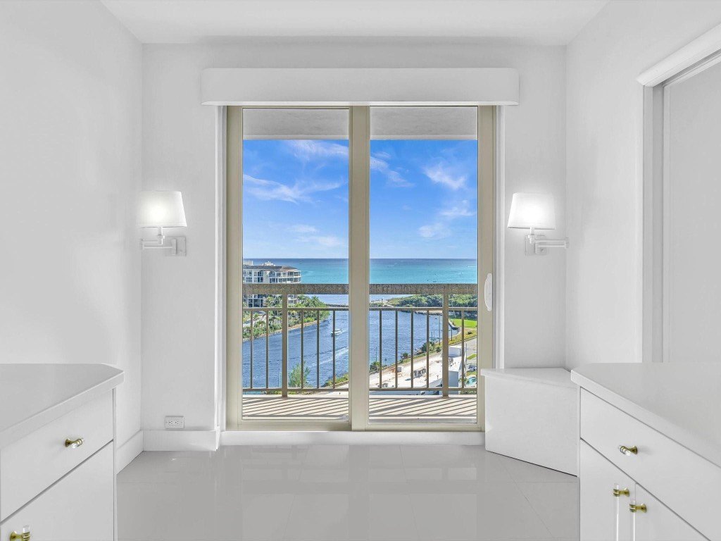 901 E Camino Real PH-1D, Boca Raton Unit: PH-1D