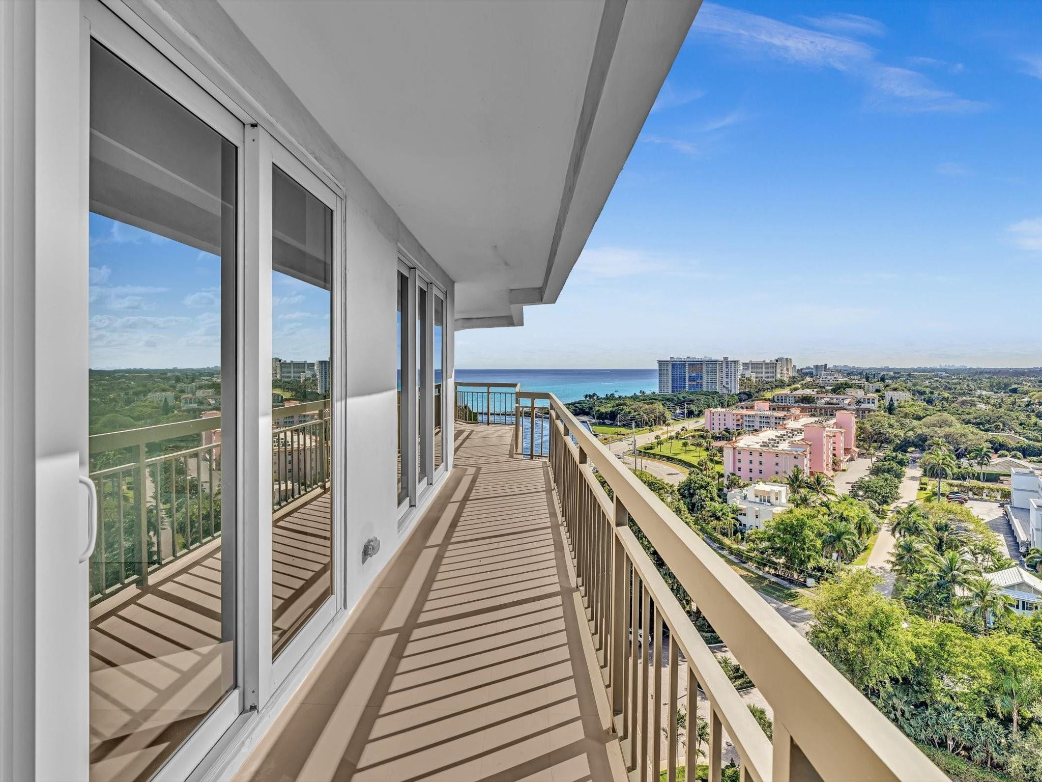 901 E Camino Real PH-1D, Boca Raton Unit: PH-1D