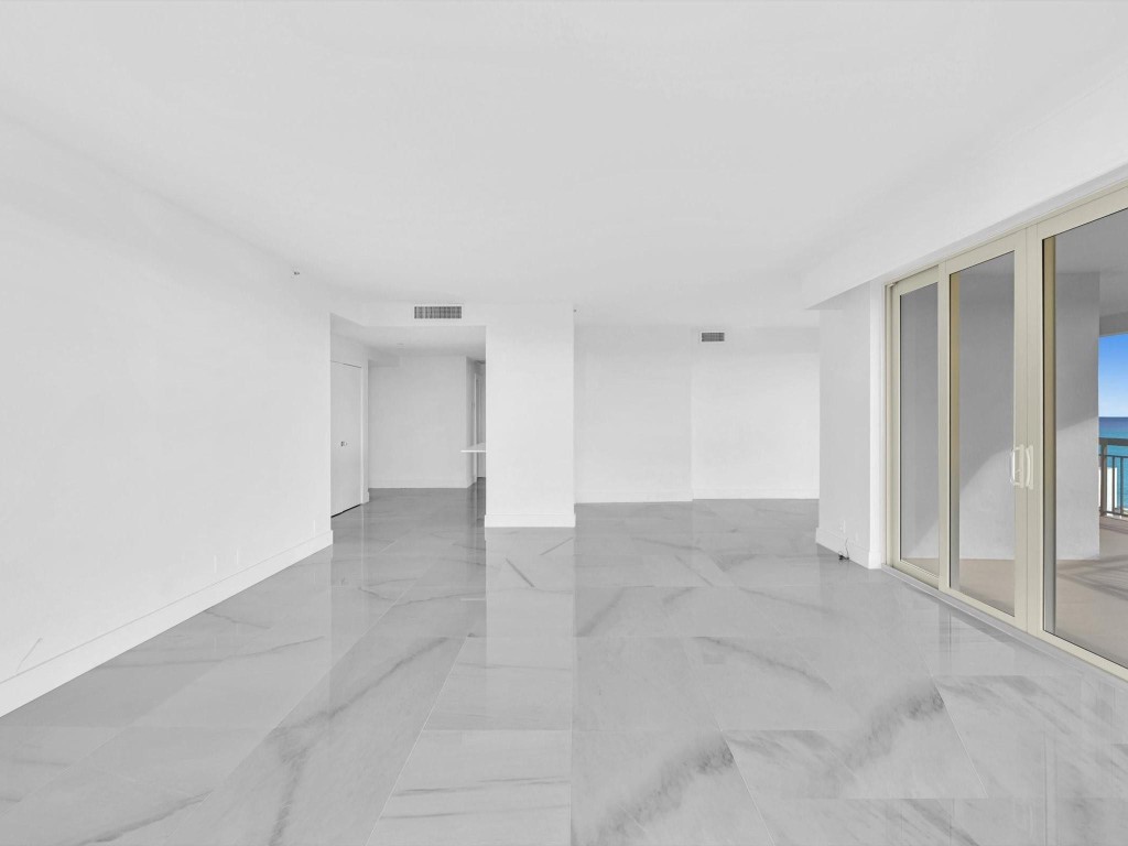 901 E Camino Real PH-1D, Boca Raton Unit: PH-1D